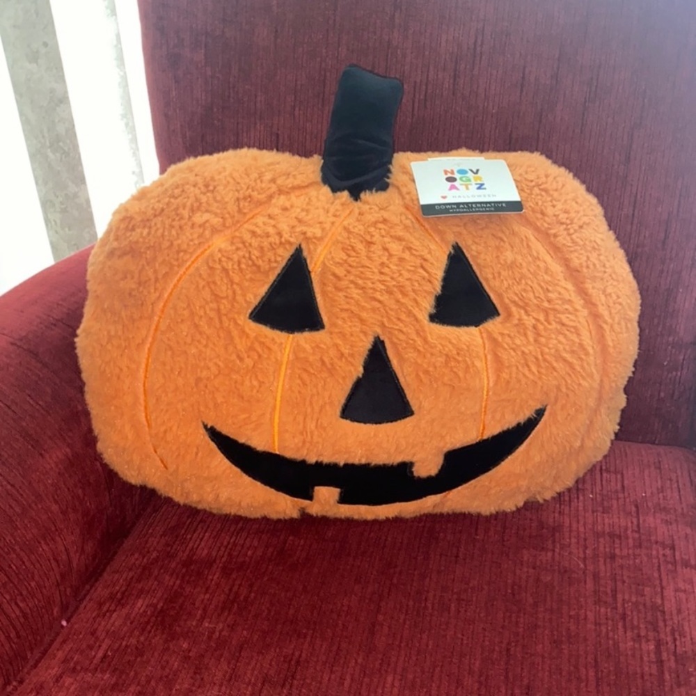 Novogratz Halloween Pumpkin Pillow 🎃